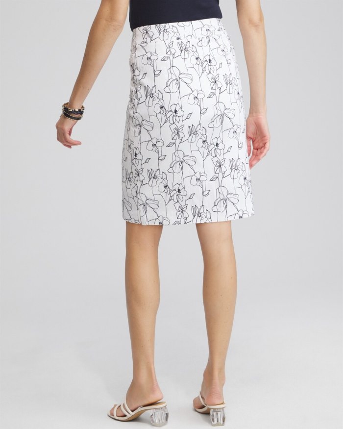 Chicos Brigitte Pull-On Floral Skort - Alabaster/Classic Navy