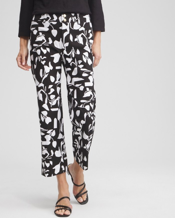 Chicos Abstract Print Trapunto Cropped Pants - Black/White