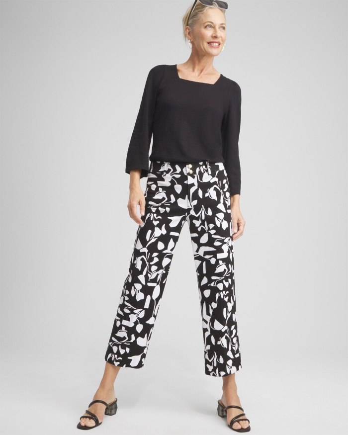 Chicos Abstract Print Trapunto Cropped Pants - Black/White