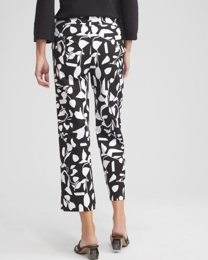 Chicos Abstract Print Trapunto Cropped Pants - Black/White